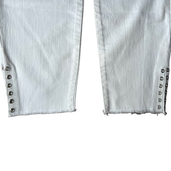 NWT Liverpool Women’s Bright White Maya The Crop Ankle Detail Jeans, Size 8 / 29 - Picture 5 of 13